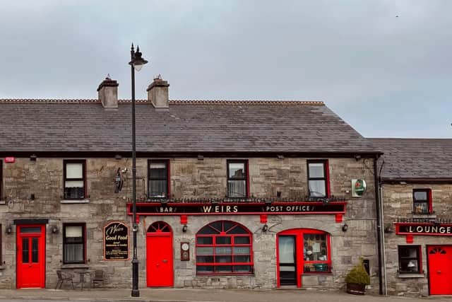 Weirs Bar and Restaurant 