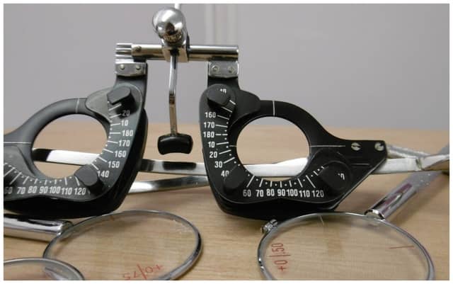 Stephen Olwell Opticians: Overnight vision correction