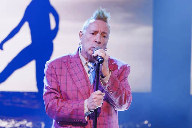 His Eurovision bid song was titled Hawaii in tribute to a trip they took together, as he said it was a memory that stood out in her mind.