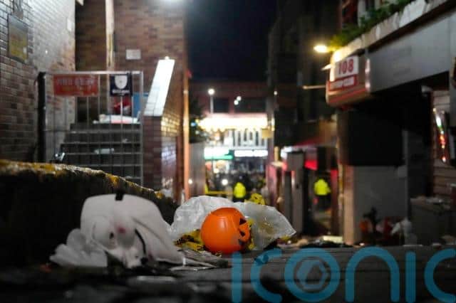 Around 100 businesses in the Hamilton Hotel area have agreed to shut their shops on Monday to reduce the number of partygoers who would come to the streets on Halloween.