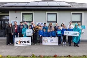 Pictured at Fermoyle National School, Longford (L-R): Alison Reid, Longford County Council; Cllr Garry Murtagh, Cathaoirleach of Longford County Council, John Brannigan, Director of Services, Longford County Council; Noel Gallagher, Circet;  Elaine Sheridan, Principal; Students of Fermoyle NS; Christine Collins, Longford County Council; Jenny Fisher, CEO of NBID ; Danny O’Toole, Longford County Council; Siobhan Grealy, Longford County Council; Sean McCormack, Deputy Principal; and Sandra Dinan, NBI.