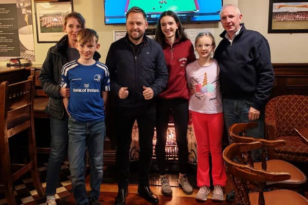 Country music star Derek Ryan in Cooney's Hotel Ballymahon