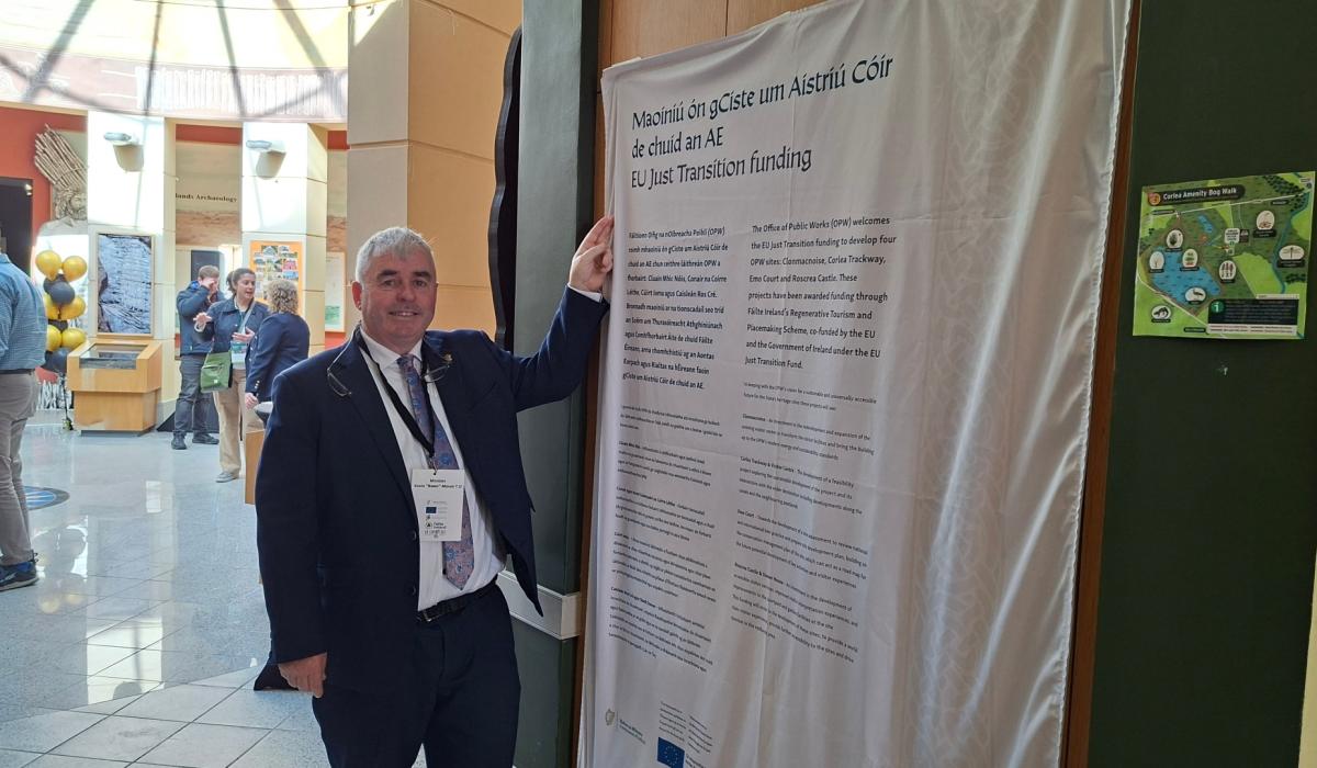 "Who's going to save the turf?" Minister shares turf tale at Longford event