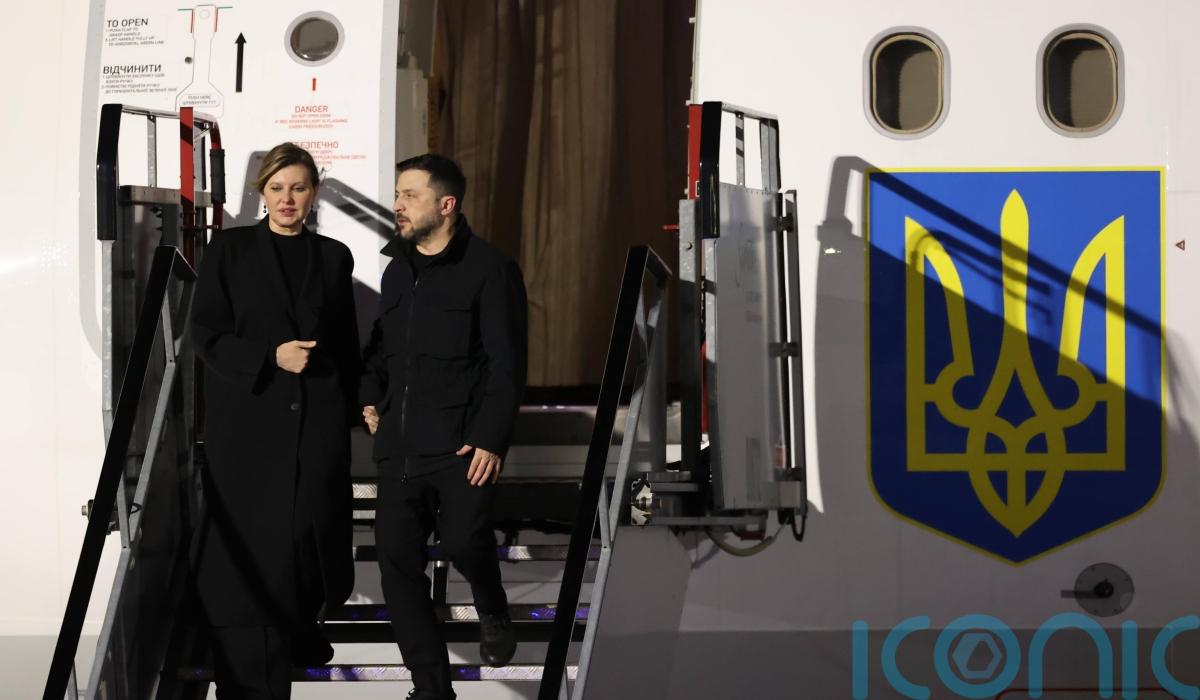 Volodymyr Zelensky greeted by Irish premier as he lands in Dublin