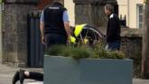 Garda on foot patrol apprehends suspect following armed robbery at Midlands chemist 