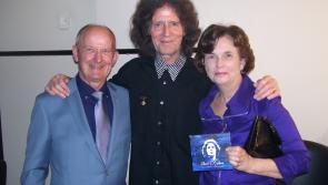 Well known Longford radio presenter Oliver McNerney meets Gilbert O’Sullivan in Australia