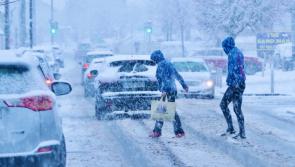 Longford wakes up to snow as Met Éireann issues snow / ice warning on top of three #StormJorge wind warnings for county