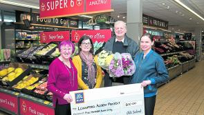 Longford Acorn Project receives €500 donation from staff at Aldi Longford 