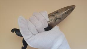 Is this a dagger that I see before me? Sheppard’s auction house sells bronze age item to National Museum