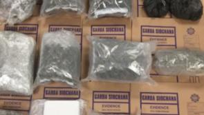 Gardai seize almost &euro;180,000 worth of drugs in car search
