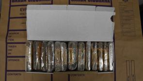 Man arrested and large sum of cash seized after gardai stop car in the Midlands