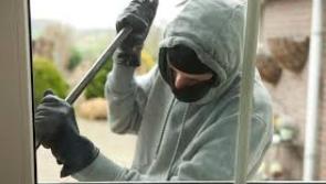Longford gardaí issue bogus tradesmen warning  as 'conmen' impersonate gardaí