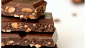 Popular chocolate bar pulled from Irish supermarkets over fears of 'small stones' inside