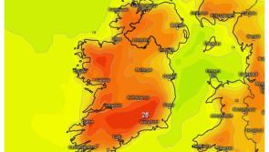Thunderstorms and plenty of rain expected before 25 degree blast later this week