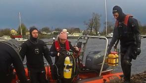 Lough Ree Sub Aqua Club step in as car blown into Shannon at Lanesboro