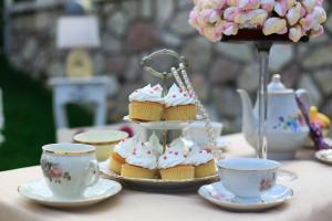 Hosts sought for 'American Tea Party' parish fundraising event in Longford