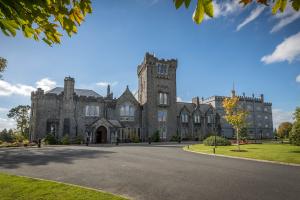 Luxury castle frequently chosen by Longford couples for nuptials wins top wedding award