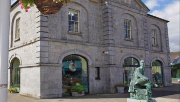 Extended opening hours for Ballymahon library
