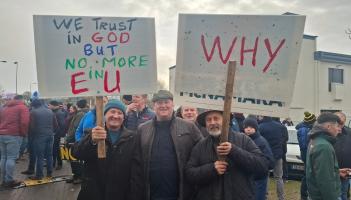 WATCH | Annoyed Longford farmer demands to know why are farmers being sold out over Mercosur