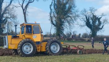 Learn to plough like the experts at Longford novice ploughing workshop
