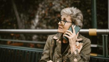 Longford&rsquo;s friendly phone call service