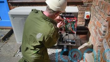 Ireland &lsquo;lagging considerably&rsquo; behind targets for heat pumps and retrofits