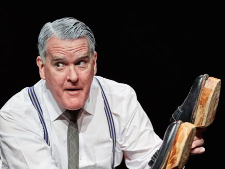 Talking cobblers: Longford audience set to enjoy 'The Man in the Woman&rsquo;s Shoes'