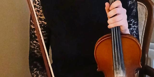 'Rewarding:' Firsthand dive into orchestral violin and attending a trad fiddle workshop
