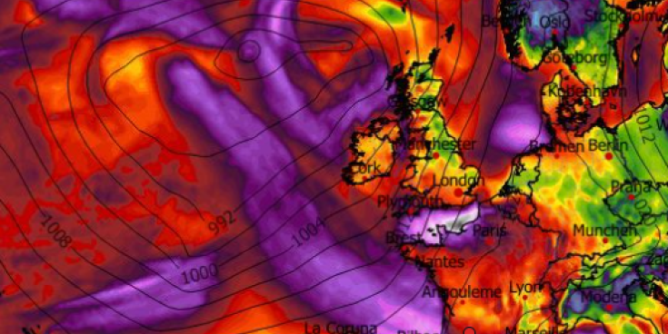 Met &Eacute;ireann issues grim weekend weather forecast for Ireland with two hazards