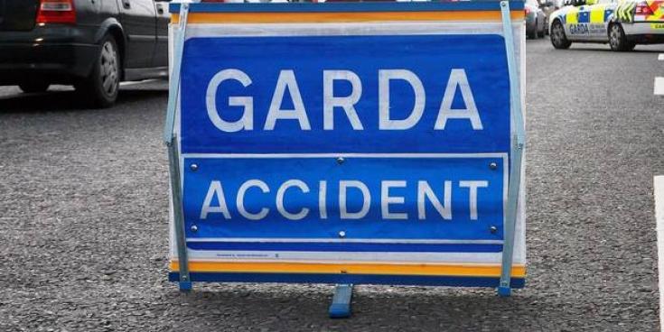 Longford Garda&iacute; investigating crash involving two cars that occurred near garda station