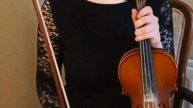 'Rewarding:' Firsthand dive into orchestral violin and attending a trad fiddle workshop