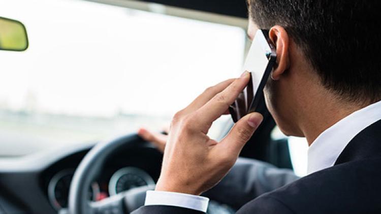 Disqualified Longford driver 'was panicking' when caught driving while using mobile phone