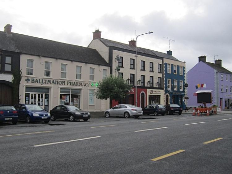 Thieves armed with screwdriver hold up Ballymahon bookies Longford Leader