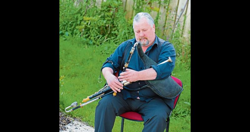 Longford musician Noel Carberry to perform at Festival Folk in aid of Cancer Support Services at Vita House