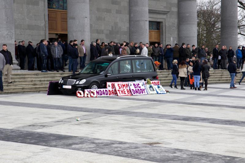 Heavy garda presence at funeral of Longford Traveller