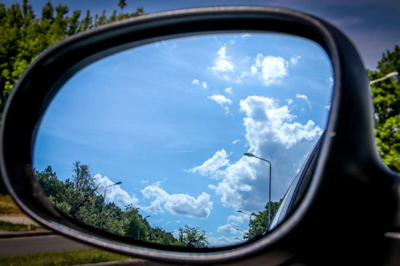 Summer driving tips for Longford motorists - it's not all open windows and 99s!