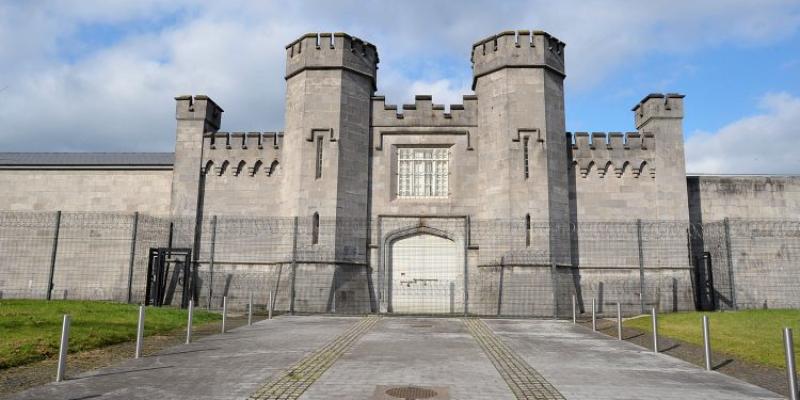 Irish Prison Service asks visitors to be aware of #Covid-19 danger