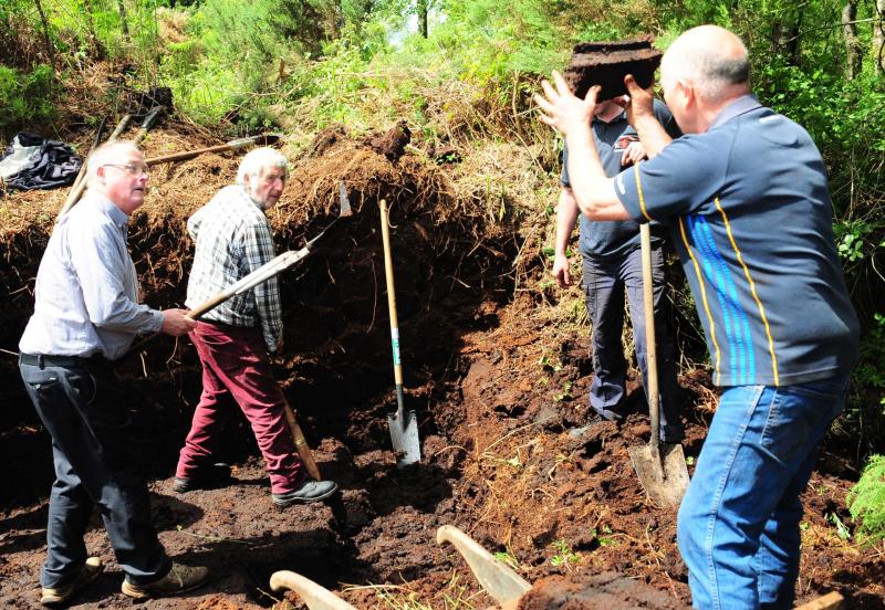 Sun shines on annual 'Day in the Bog' during Clondra Heritage Festival