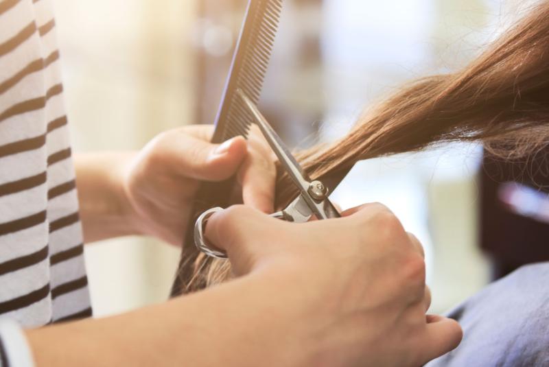 Local hairdressers call for a decrease in VAT after Covid-19