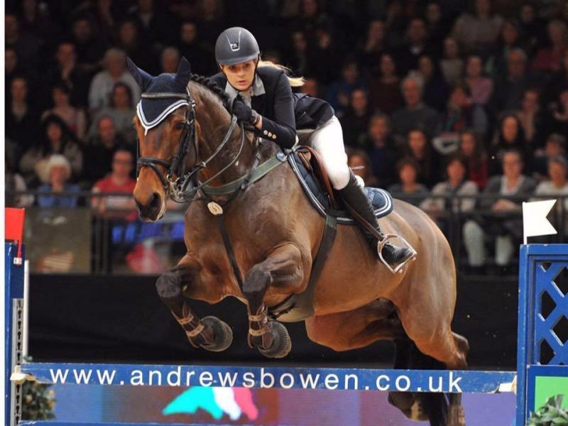 Longford lady, Aisling Byrnes showjumping