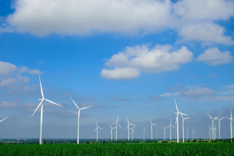 Legal cloud hangs over Longford wind turbine changes