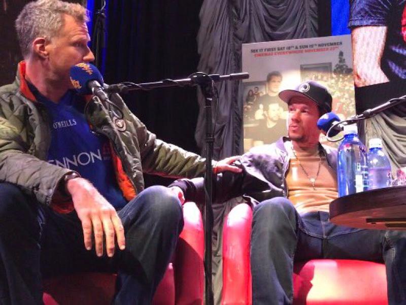 Hollywood star Will Ferrell proudly wearing his Glennon Brothers sponsored Longford GAA jersey alongside his Daddy's Home 2 co-star Mark Wahlberg. Photo credit: Twitter @TodayFM