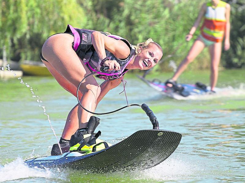  Wakeboarding 