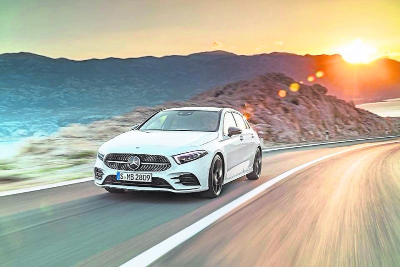 Mercedes-Benz 