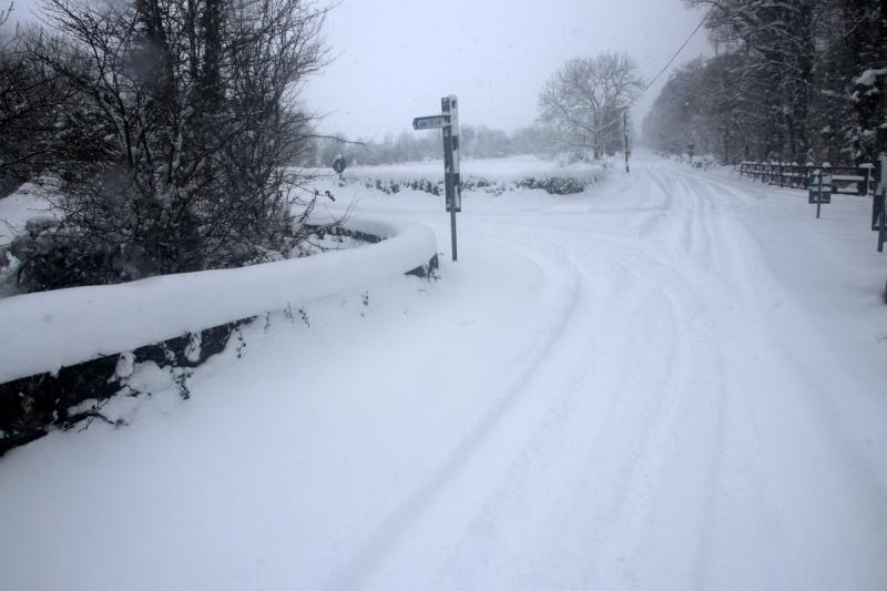 All national roads in Longford are open but a large number of local roads remain blocked