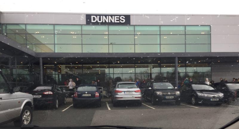  Crowds flock to Dunnes Stores in Longford as shop reopens after Storm Emma