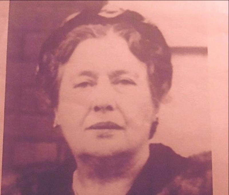 Dr Mary Farrell