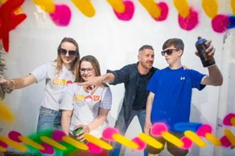 Street artist Maser calls on Longford youth groups to get creative 