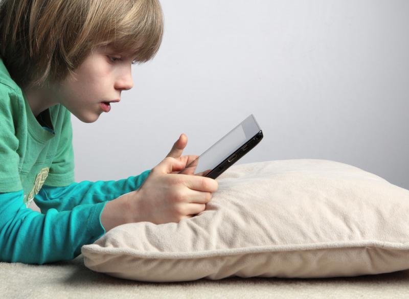 Martin presses ahead with 'landmark' online safety law for new regulator