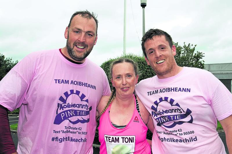 Aoibheann's pink tie